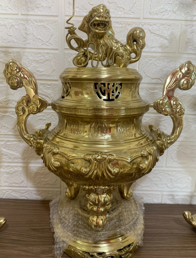 Sản Phẩm Bộ Đỉnh Thờ Được Đúc Liền Hay Rời